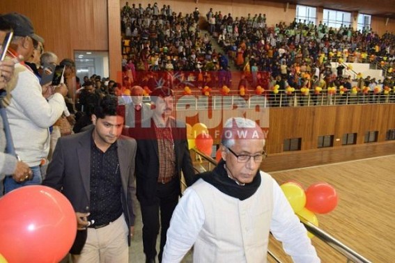 'Whether Assam Rifles allows or not, Tripura Govt will make stadium at Assam Rifles ground' : Manik Sarkar 'Whether Assam Rifles allows or not, Tripura Govt will make stadium at Assam Rifles ground' : Manik Sarkar